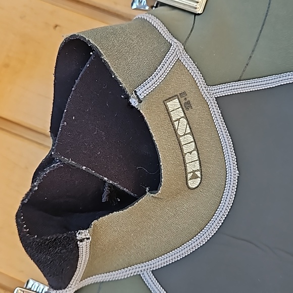 Bodyglove - Picture 3 of 14